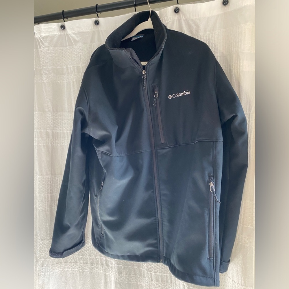 XL Columbia Zip-up Softshell Jacket - like new
